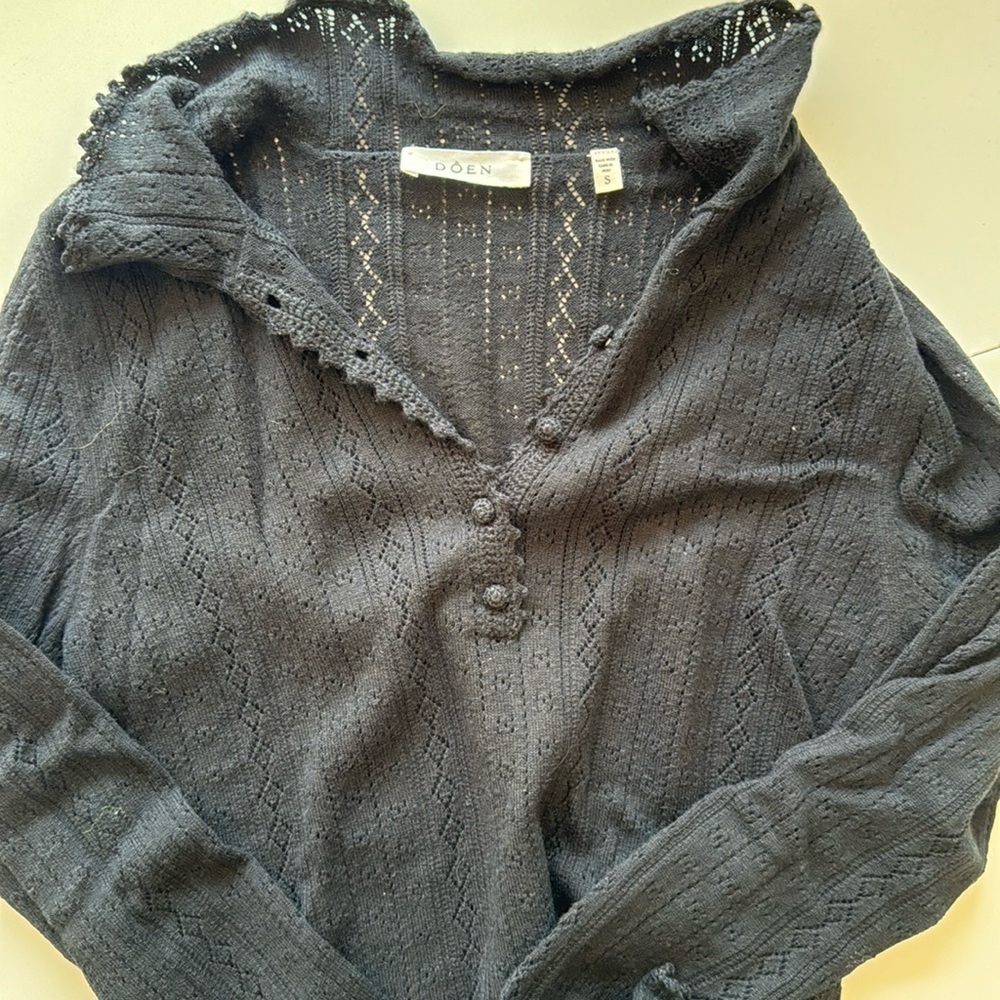 Doen black button down long sleeve